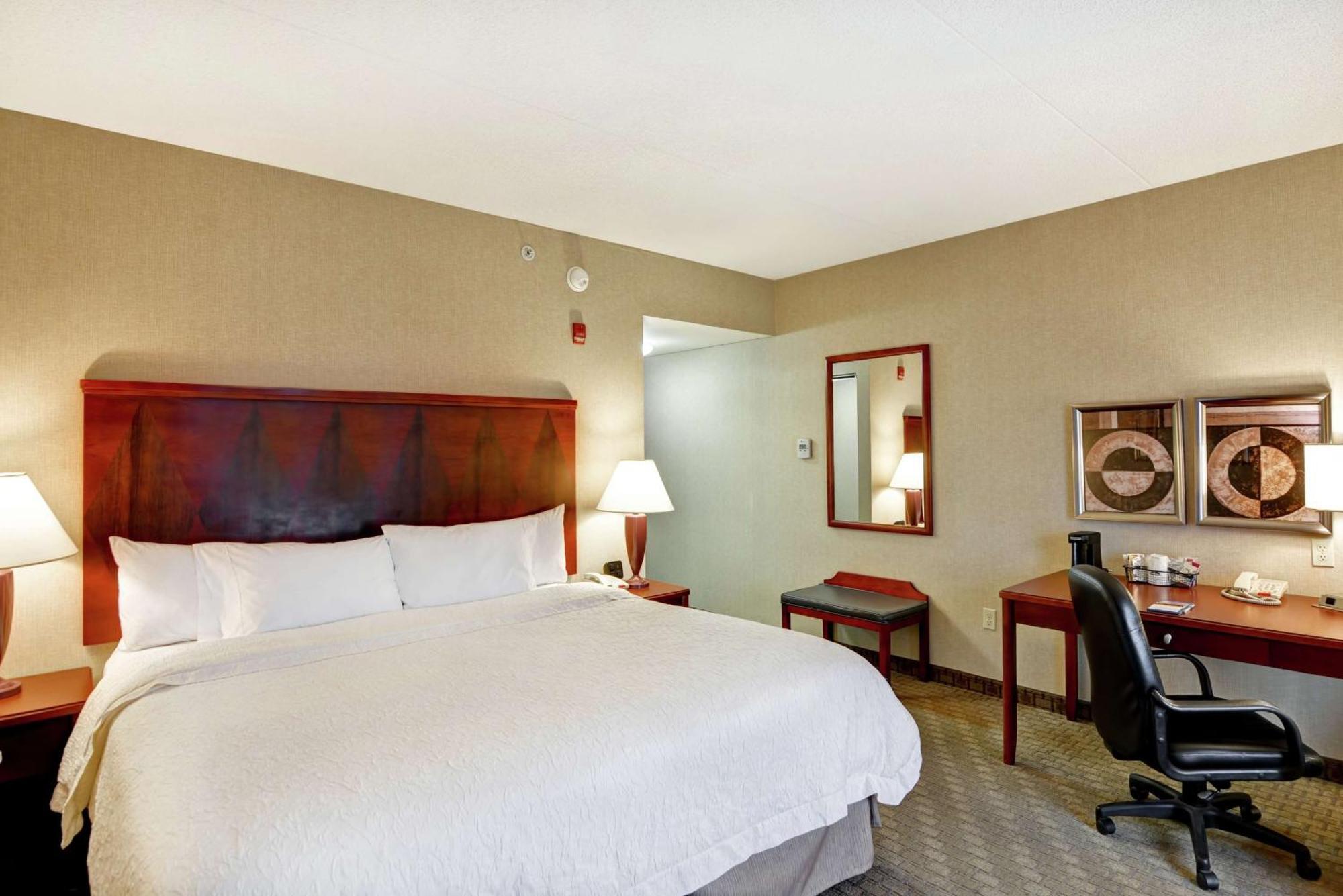 Hampton Inn Lewisburg Exterior photo