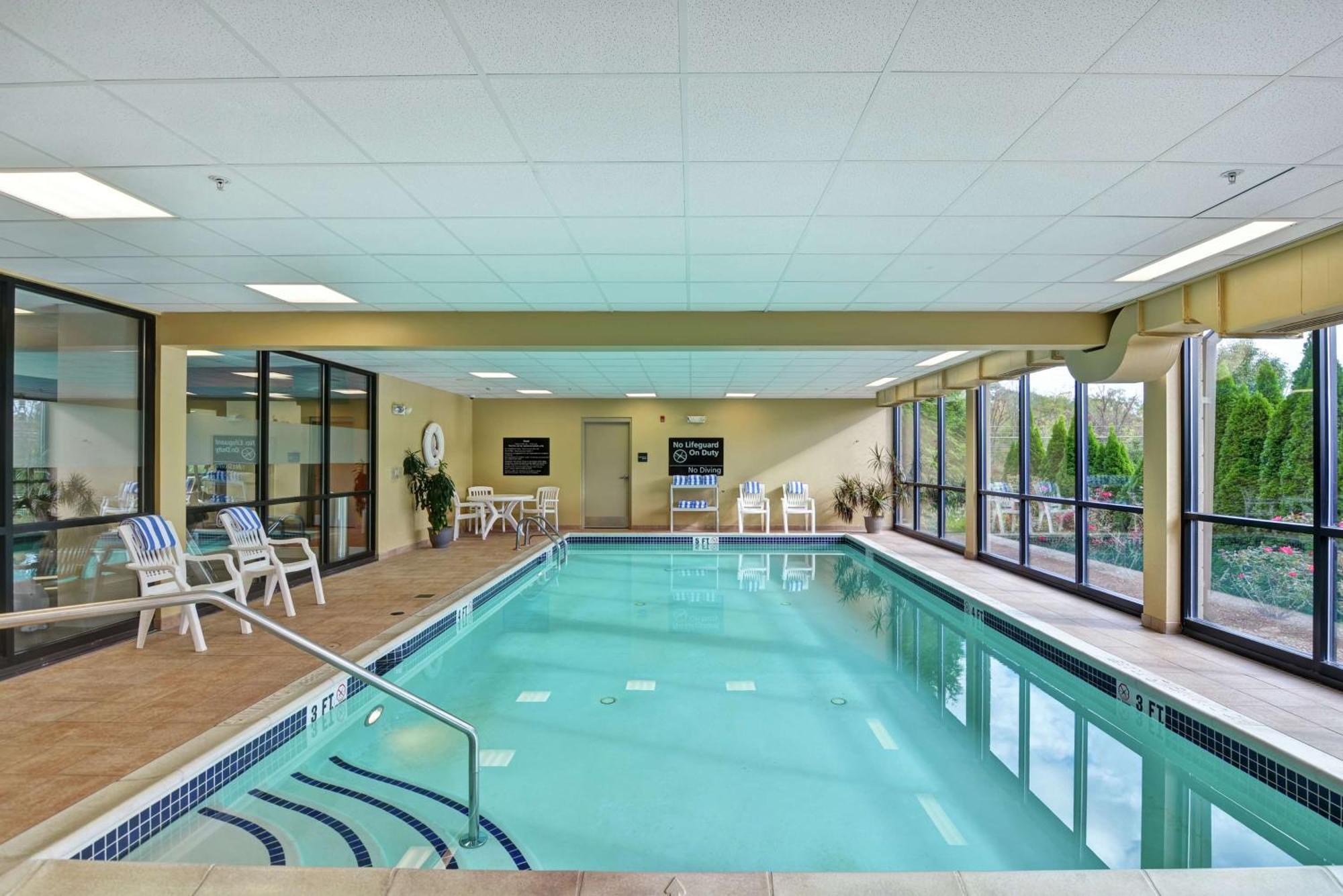 Hampton Inn Lewisburg Exterior photo