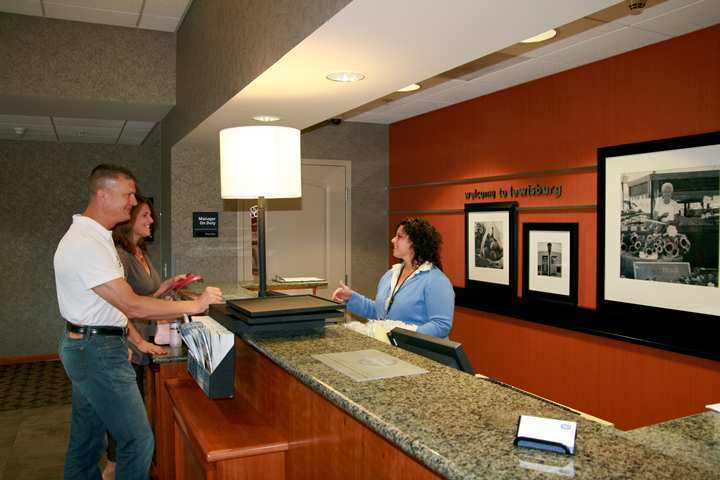 Hampton Inn Lewisburg Interior photo